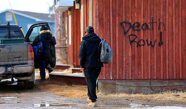  (JULIE OLIVER-POSTMEDIA)